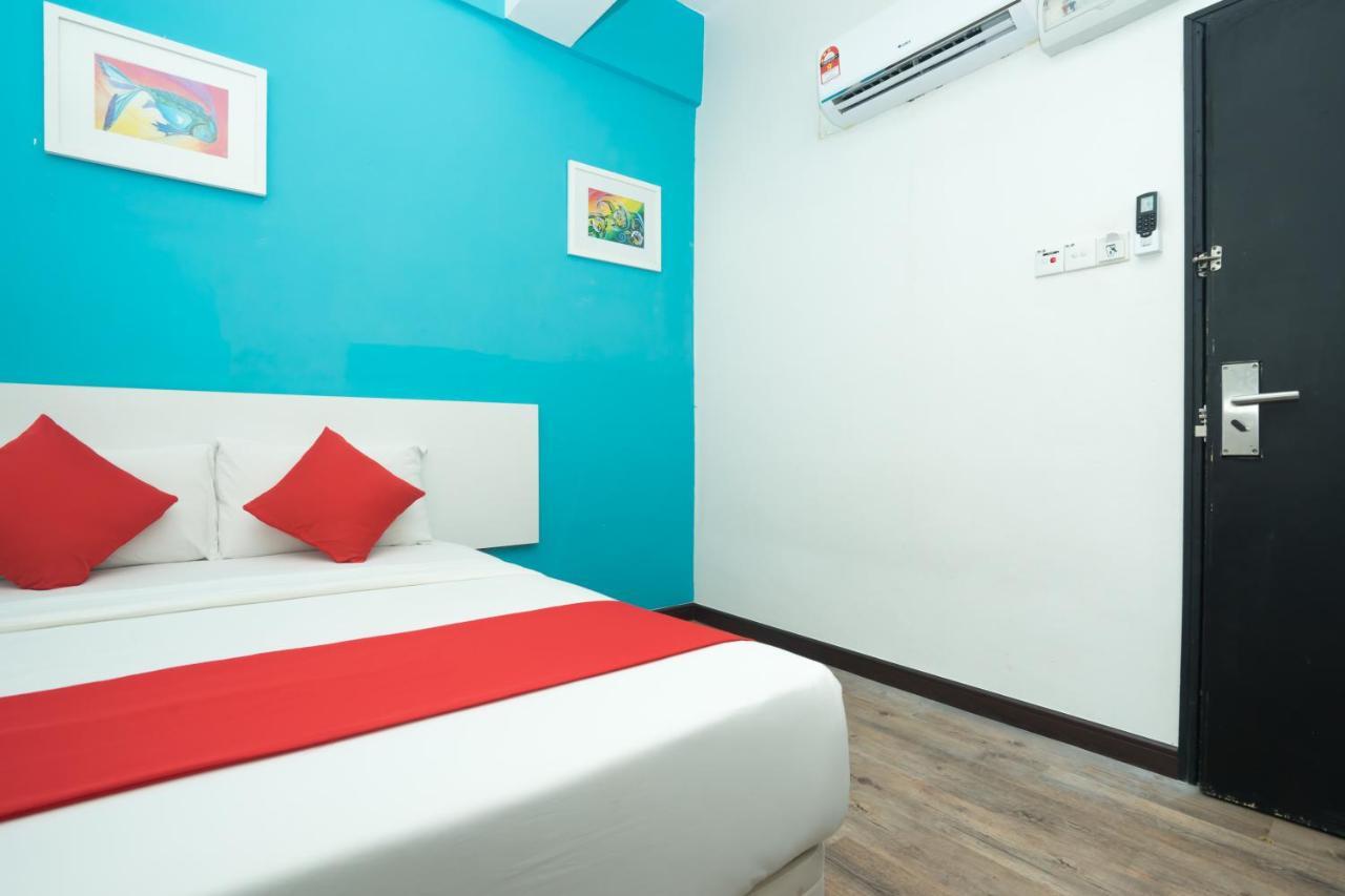 Capital O Ridel Hotel Kota Bharu Exterior photo