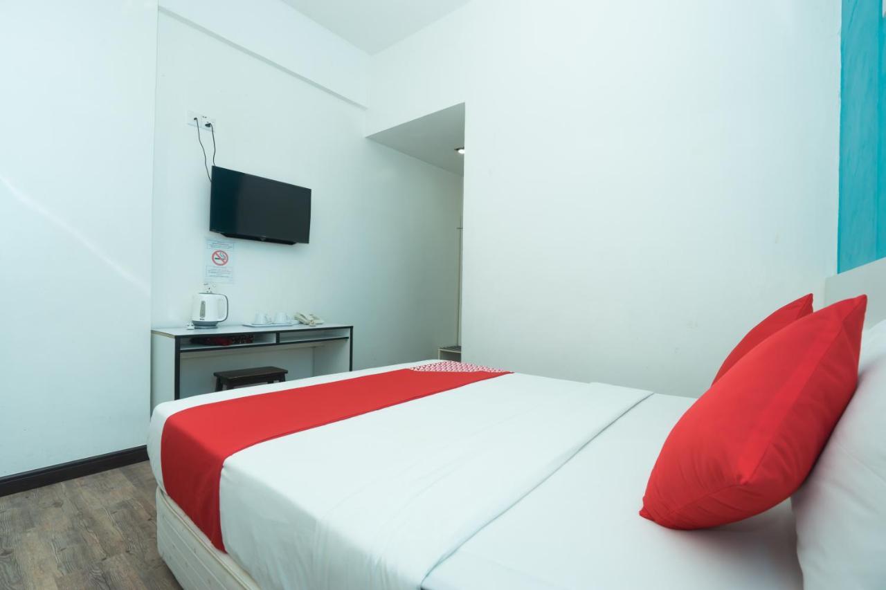 Capital O Ridel Hotel Kota Bharu Exterior photo